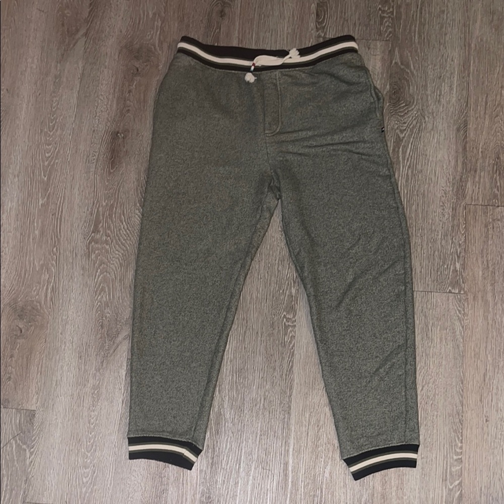 Sol Angeles size xl he’s there’s green Men's Green Jogger Pants